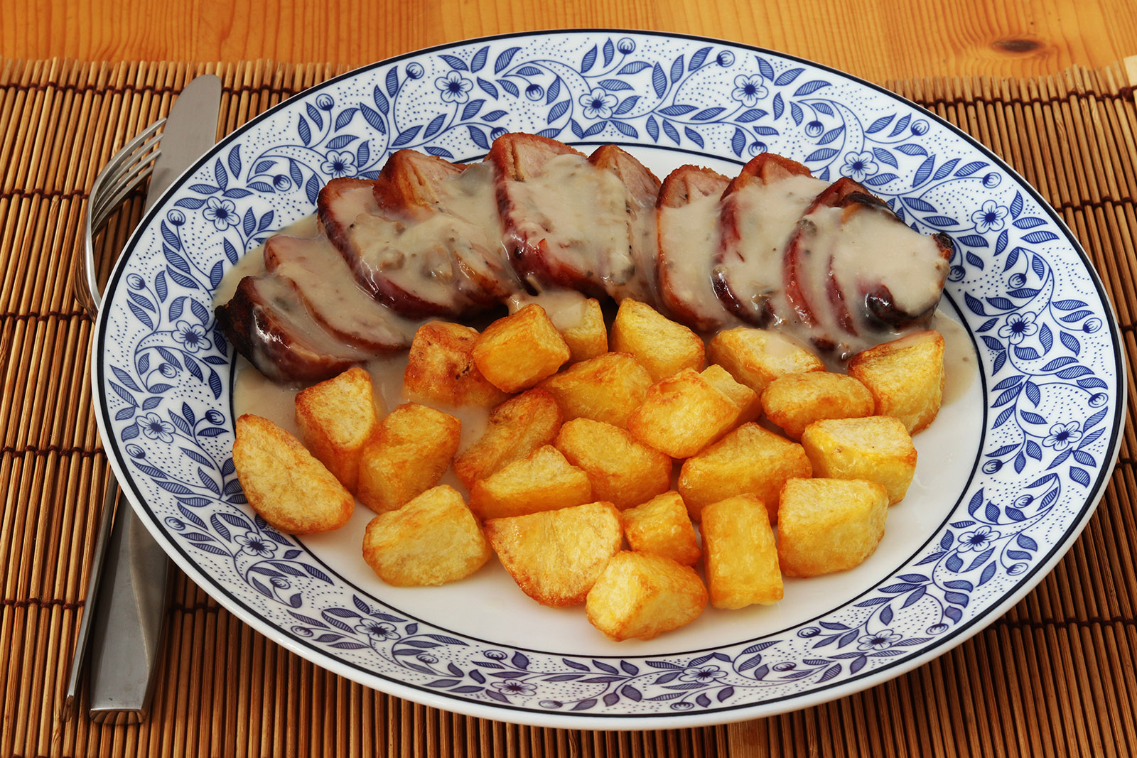 With roast spuds 2 s.jpg