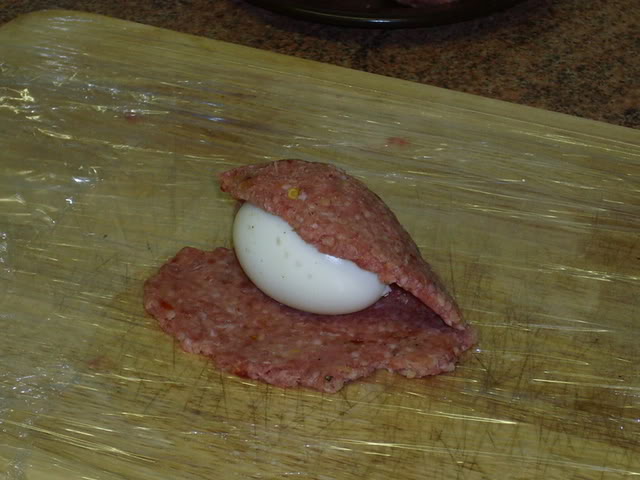 ScotchEggs005.jpg