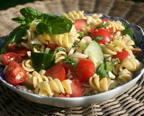 tomato-&-mozzarella-pasta-salad.jpg